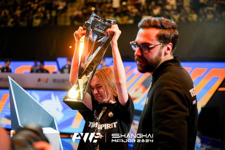 TheShy领衔LPL第六周最佳阵容