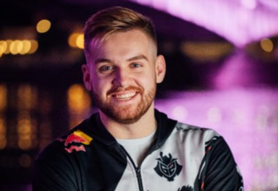 拳头官方：Scout暂时无法参加S14，Yagao以紧急替补身份代表LNG出战！